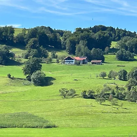 Traumpanorama Im Chiemgau Zwischen Chiemsee Und Salzburg - 74 Qm דירה