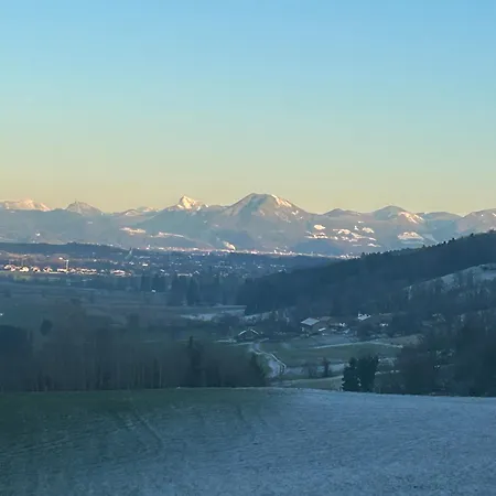 Traumpanorama Im Chiemgau Zwischen Chiemsee Und Salzburg - 74 Qm * Surberg