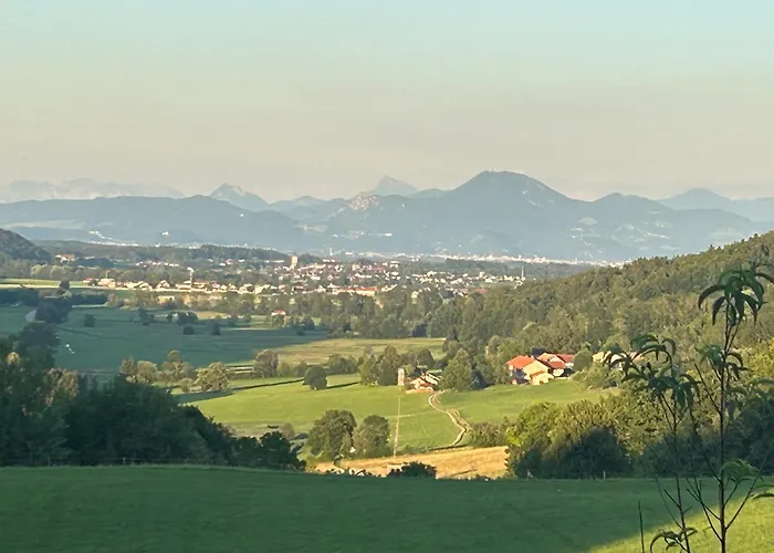 Traumpanorama Zwischen Chiemsee Und Salzburg - 74 Qm *