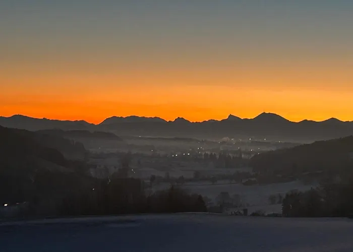 Traumpanorama Zwischen Chiemsee Und Salzburg - 74 Qm